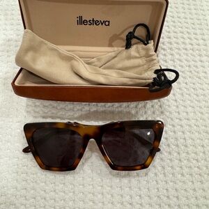 Illesteva Brown Sunglasses Modern Rectangular Design